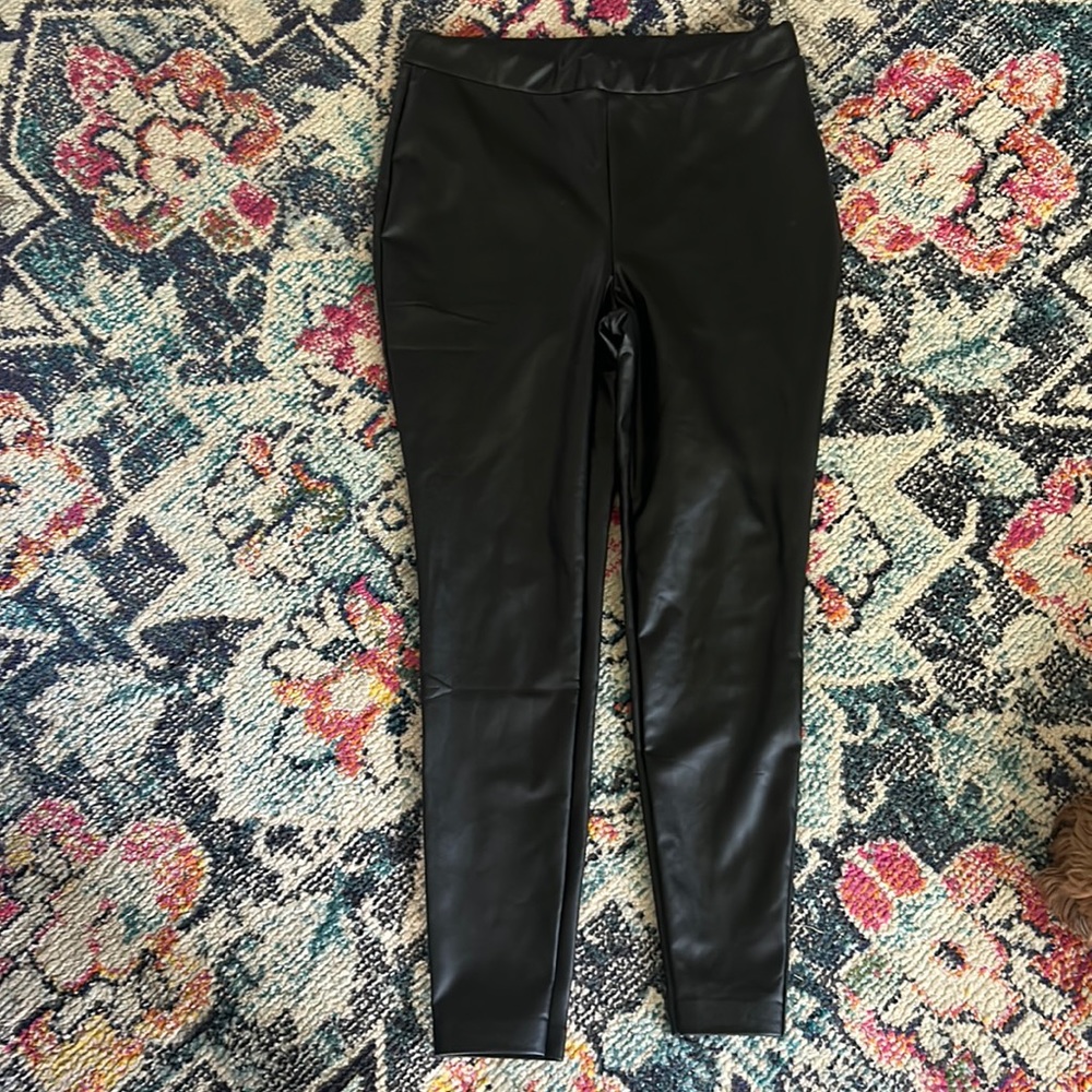Faux leather leggings